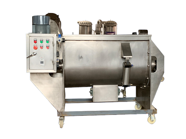Horizontal dry powder mixing equipment